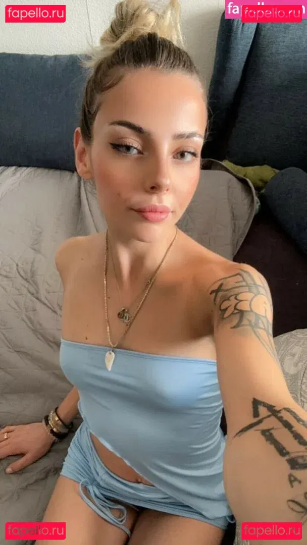 aryasm Onlyfans Photo Gallery 