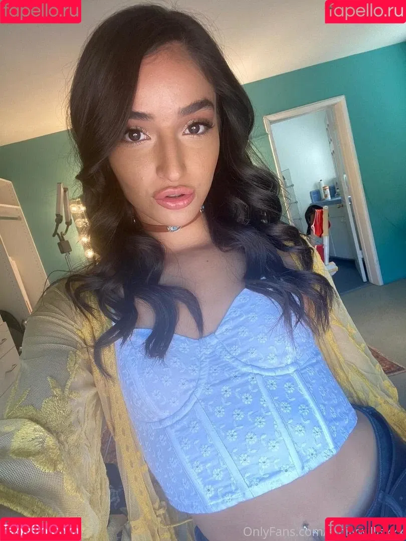 emilywillisxxx Onlyfans Photo Gallery 