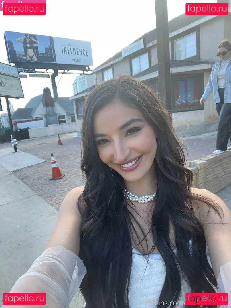 emilywillisxxx Onlyfans Photo Gallery 