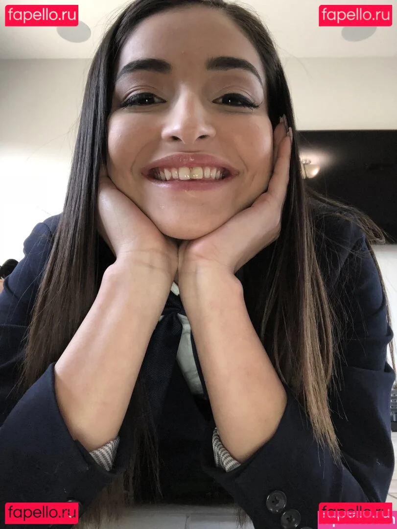 emilywillisxxx Onlyfans Photo Gallery 