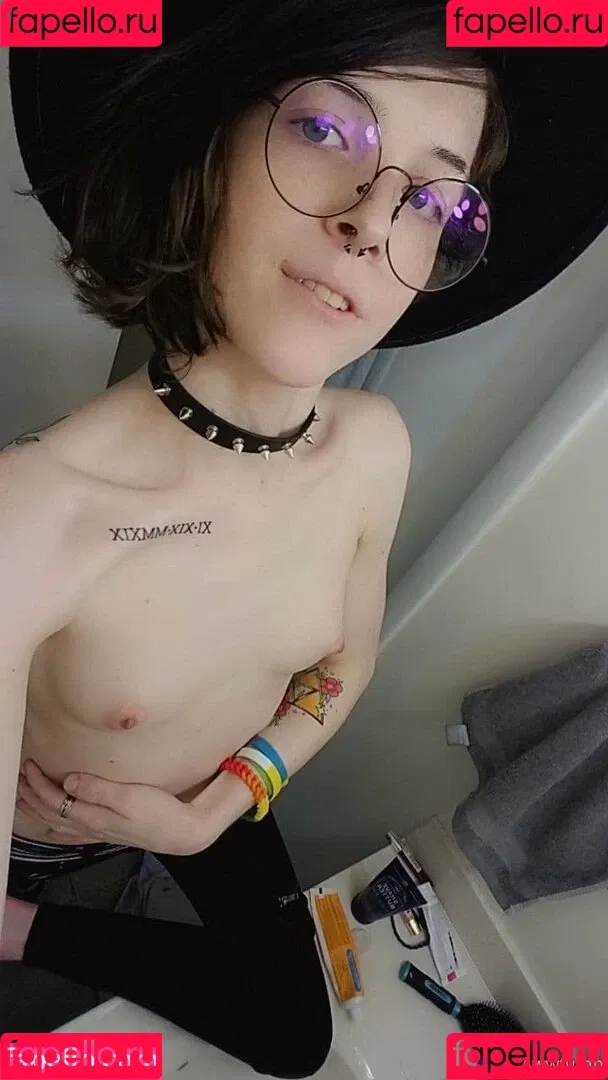 awwtumdabottom Onlyfans Photo Gallery 