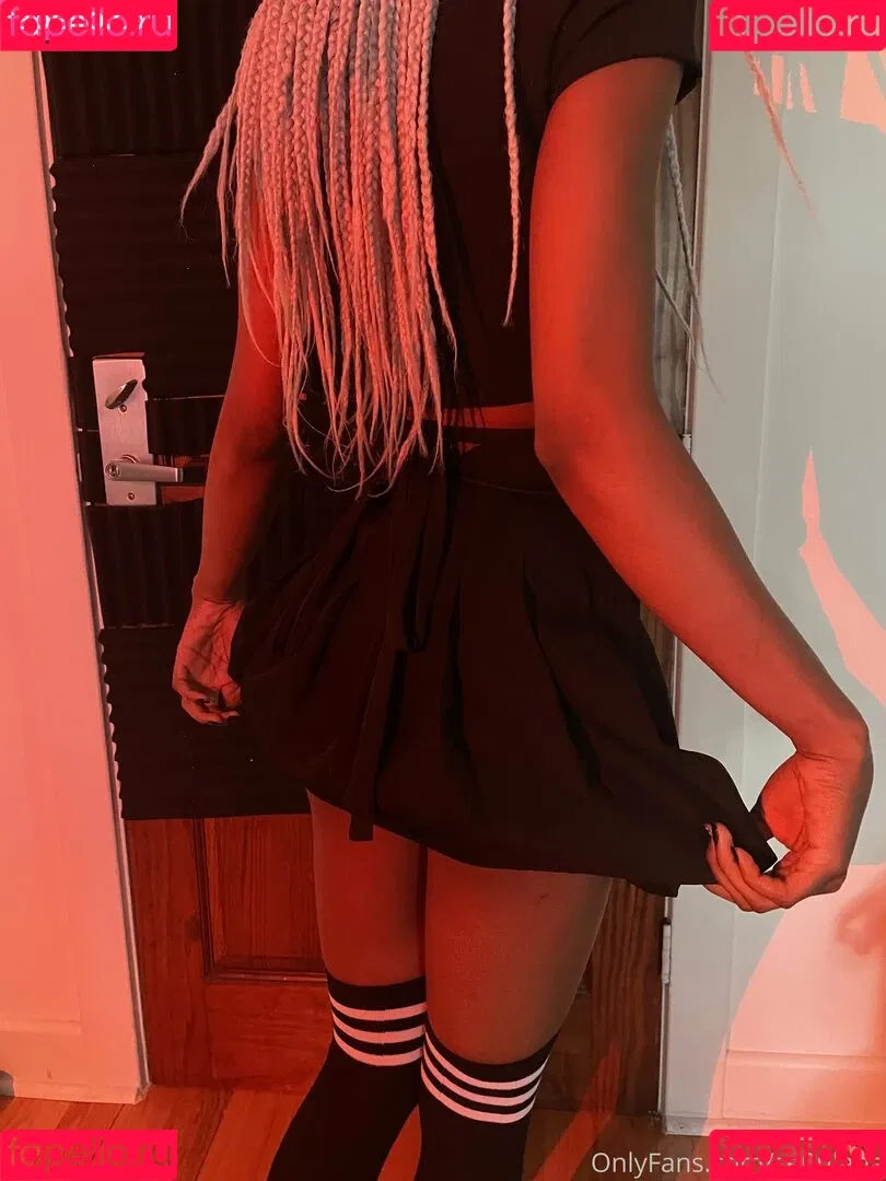alyciaelvie Onlyfans Photo Gallery 
