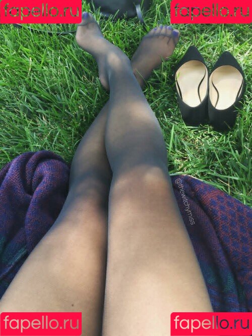 Thewitchymiss Onlyfans Photo Gallery 