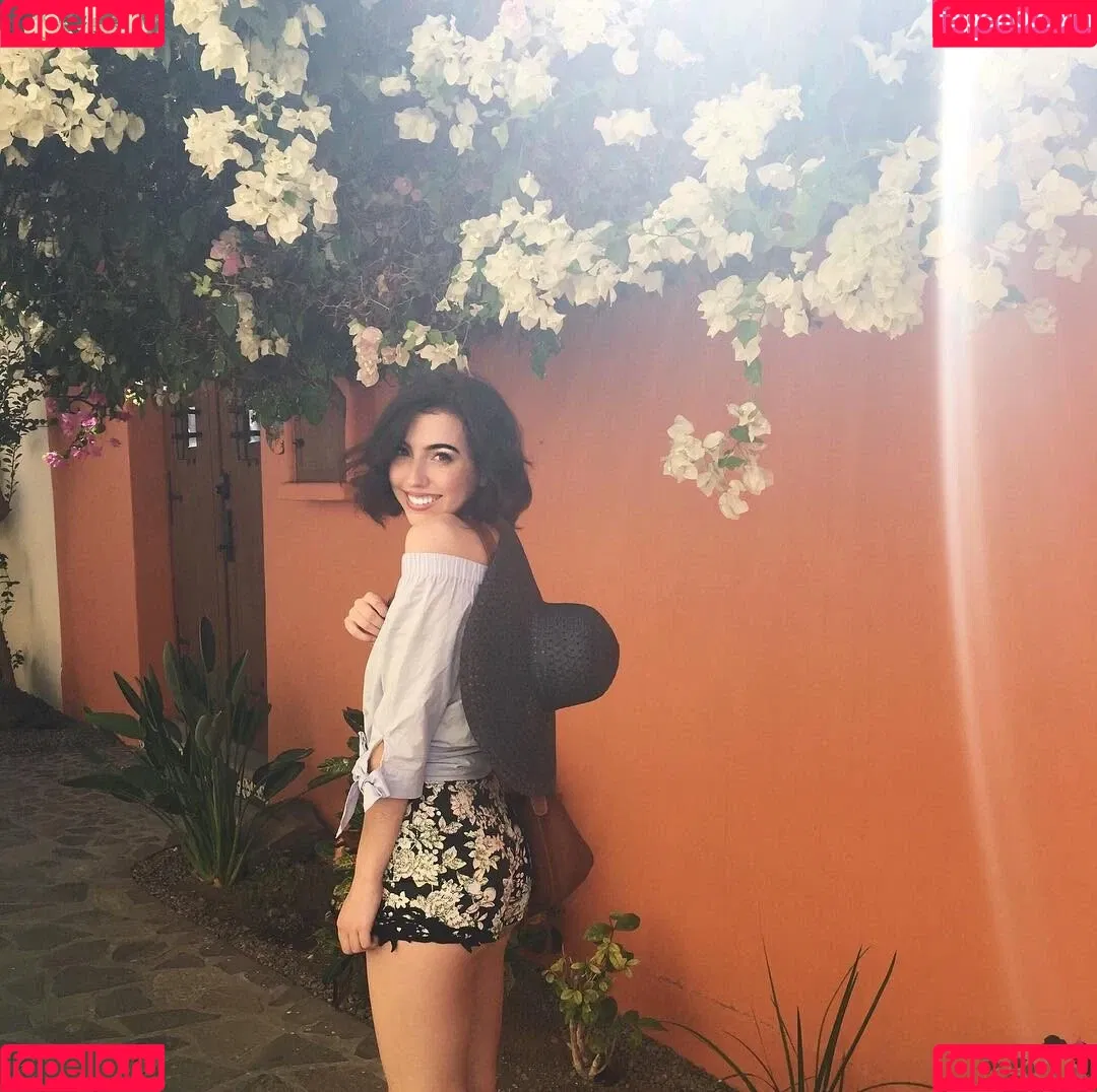 breebunn Onlyfans Photo Gallery 