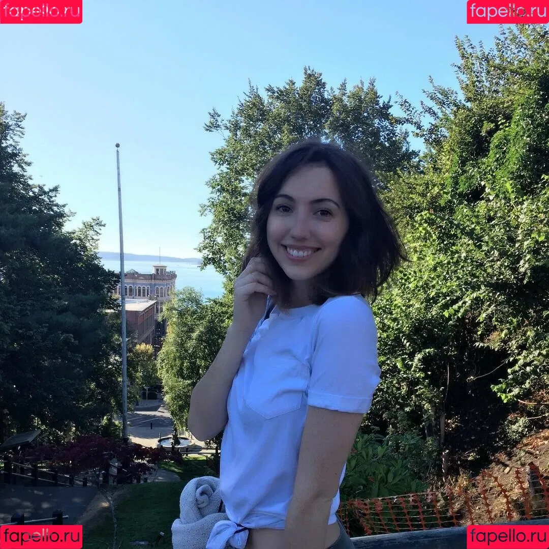 breebunn Onlyfans Photo Gallery 