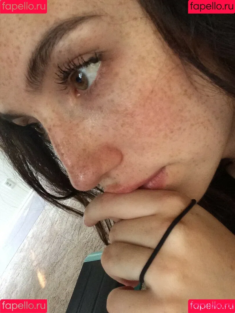 breebunn Onlyfans Photo Gallery 