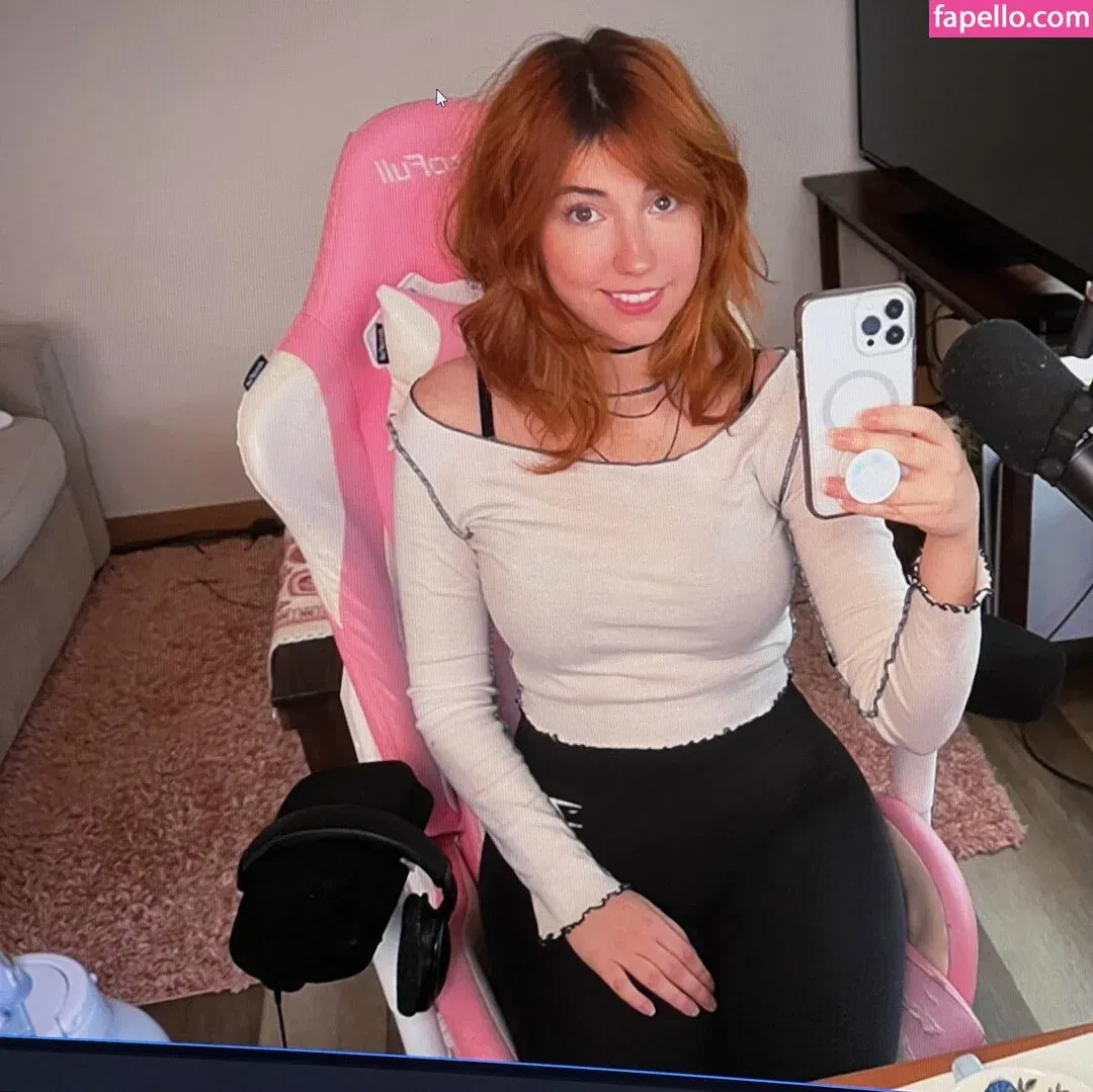 breebunn Onlyfans Photo Gallery 