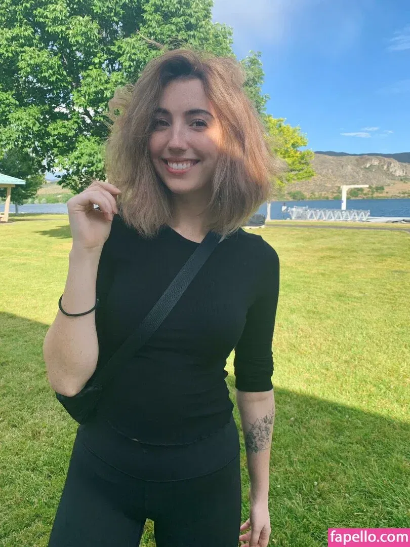 breebunn Onlyfans Photo Gallery 