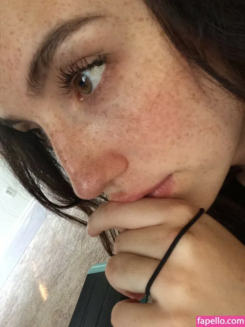 breebunn Onlyfans Photo Gallery 