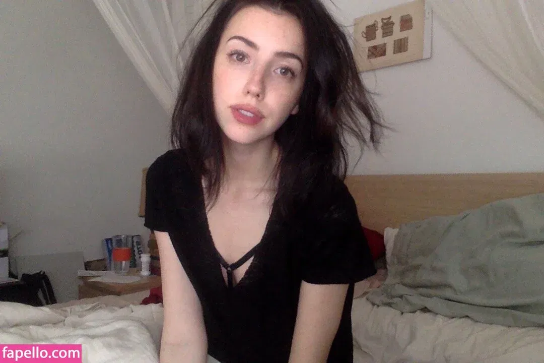 breebunn Onlyfans Photo Gallery 