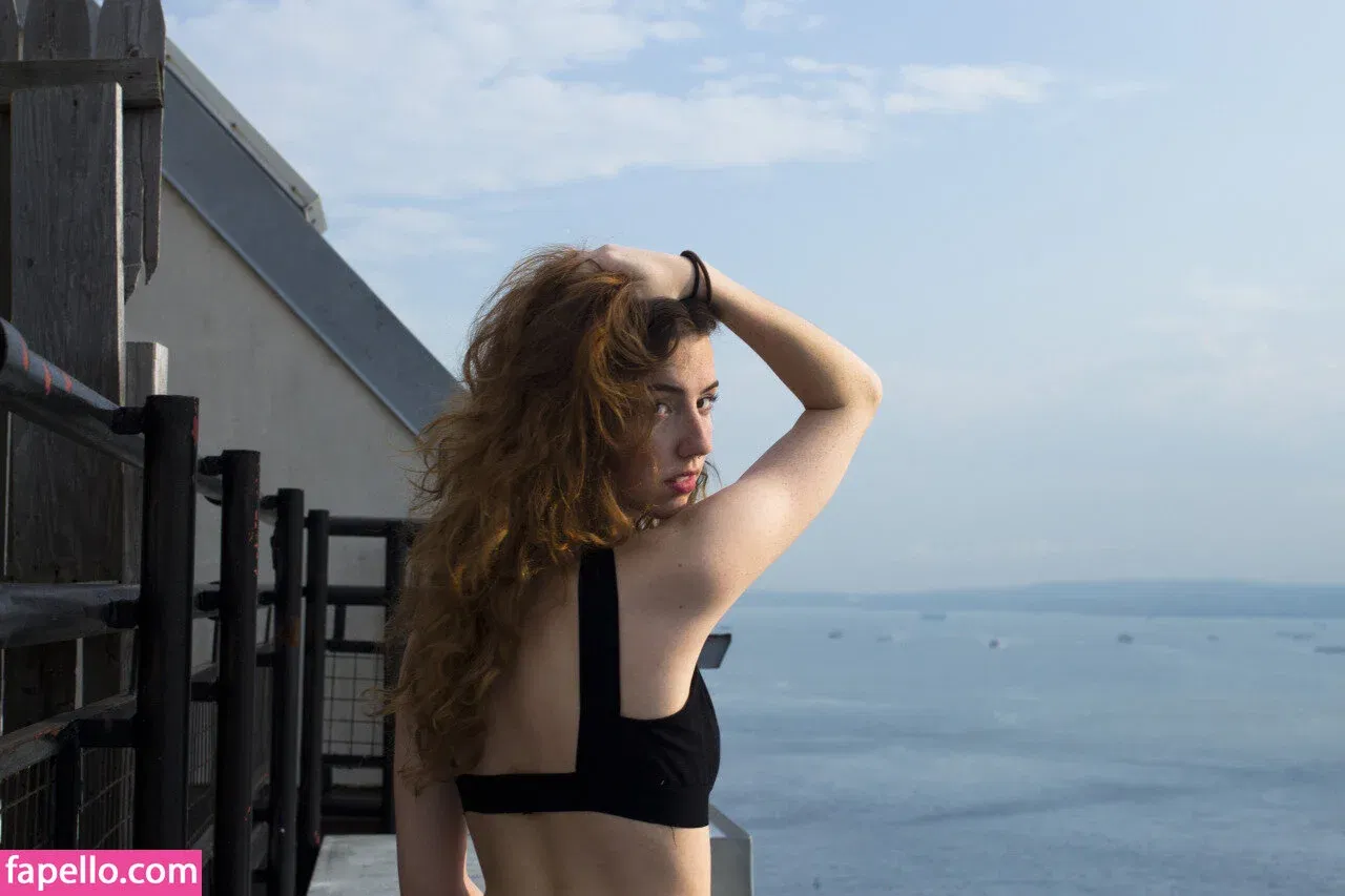 breebunn Onlyfans Photo Gallery 