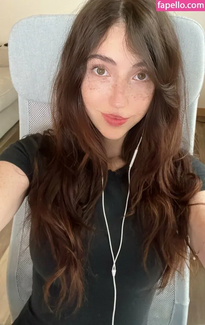 breebunn Onlyfans Photo Gallery 