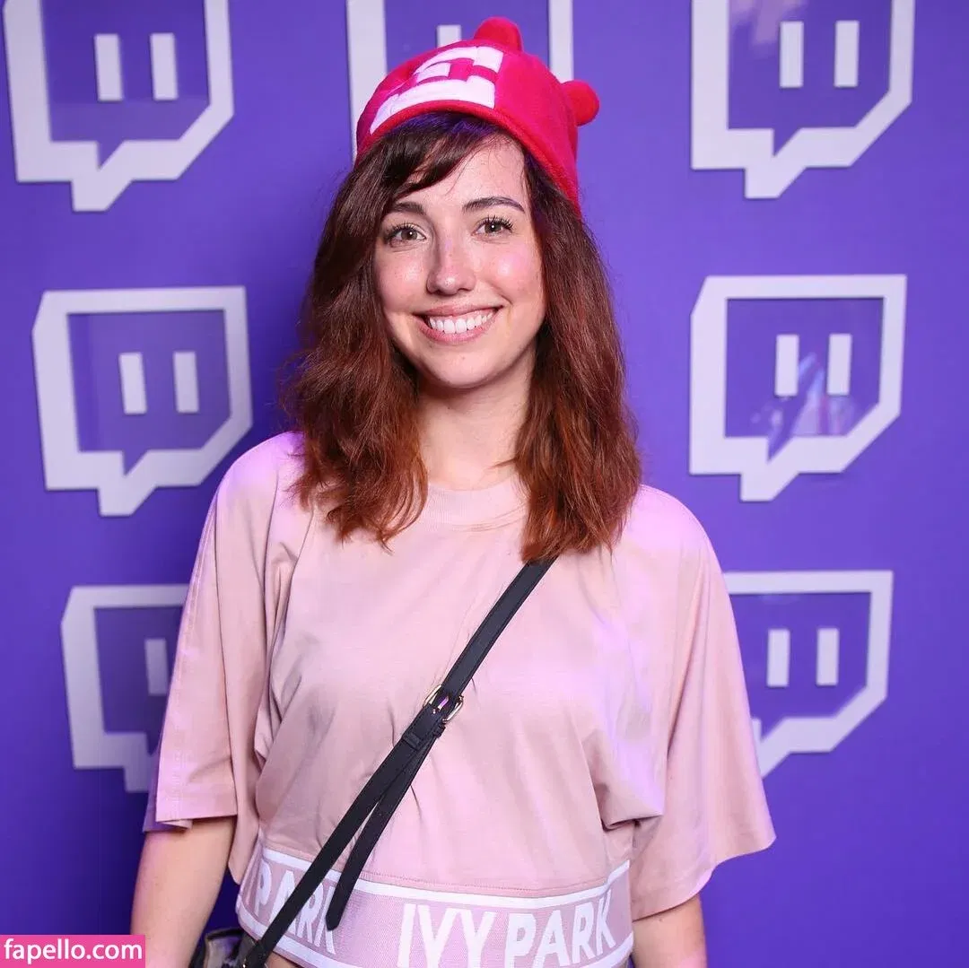 breebunn Onlyfans Photo Gallery 