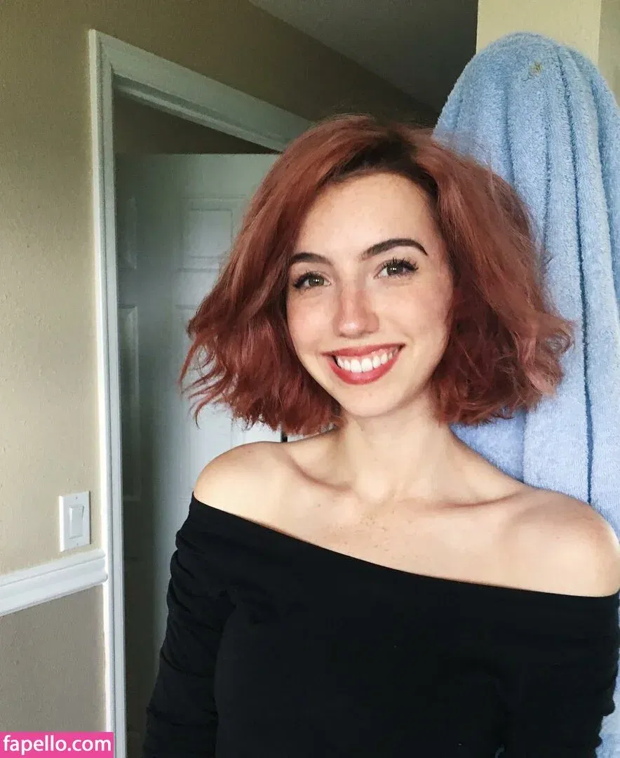 breebunn Onlyfans Photo Gallery 