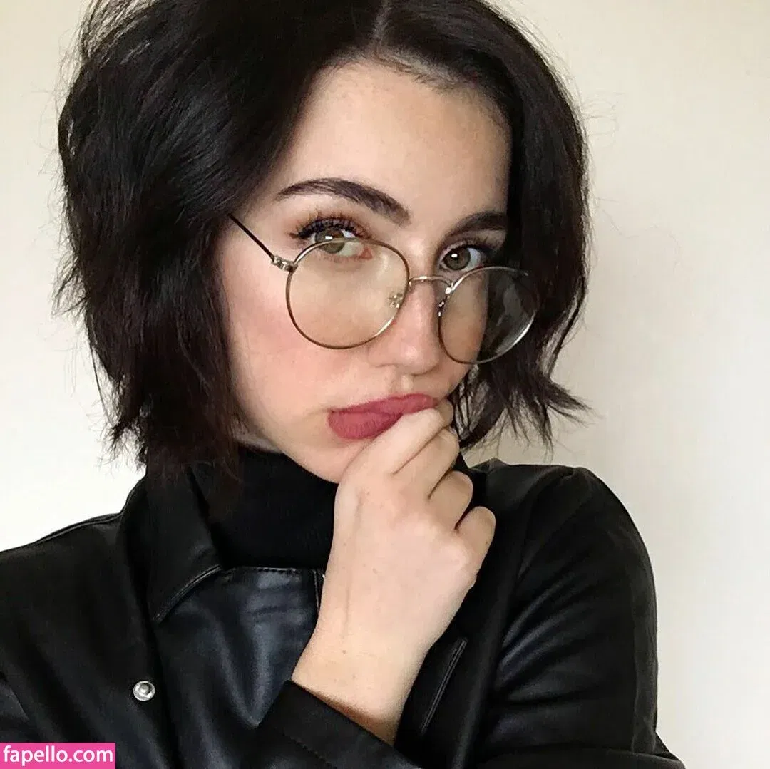 breebunn Onlyfans Photo Gallery 