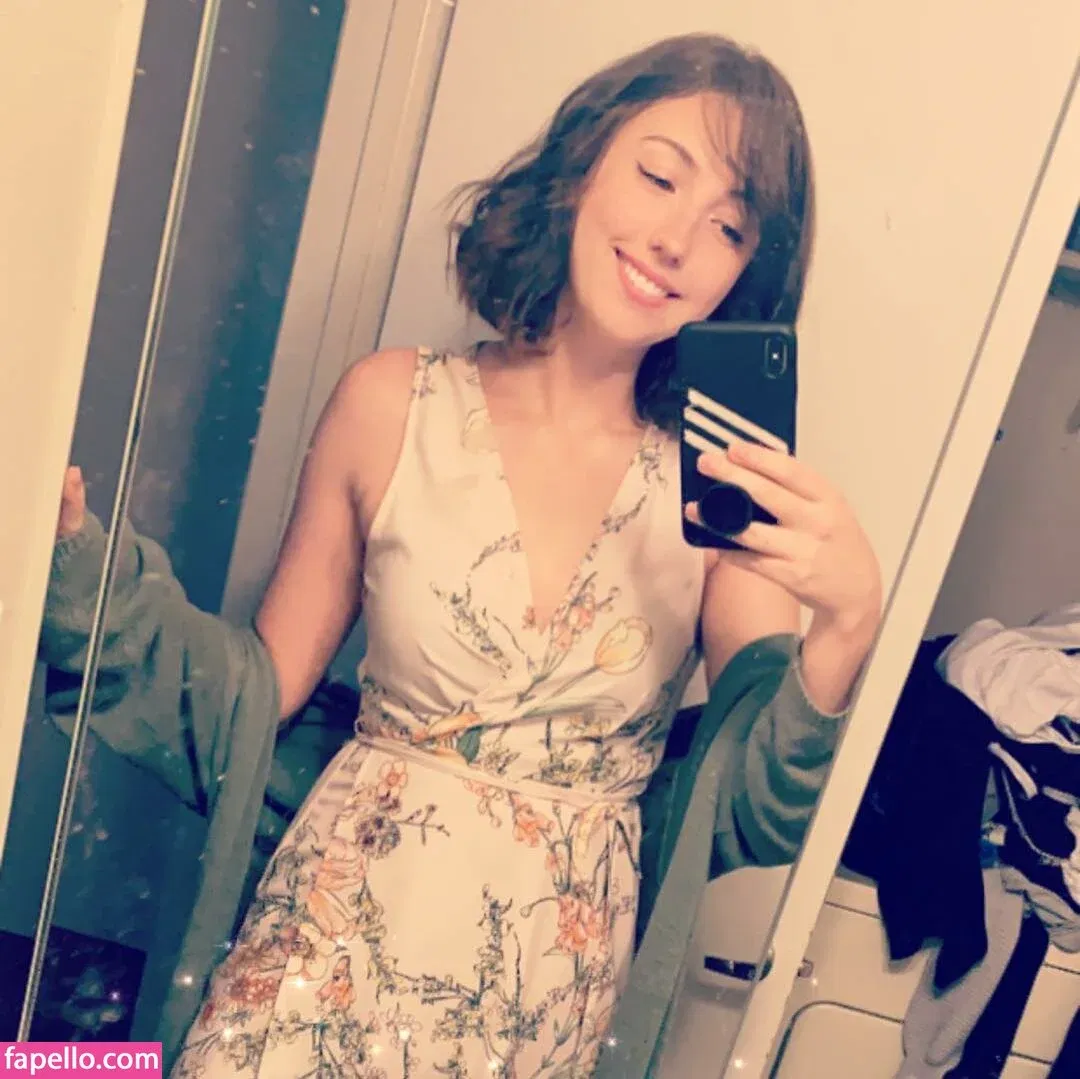 breebunn Onlyfans Photo Gallery 