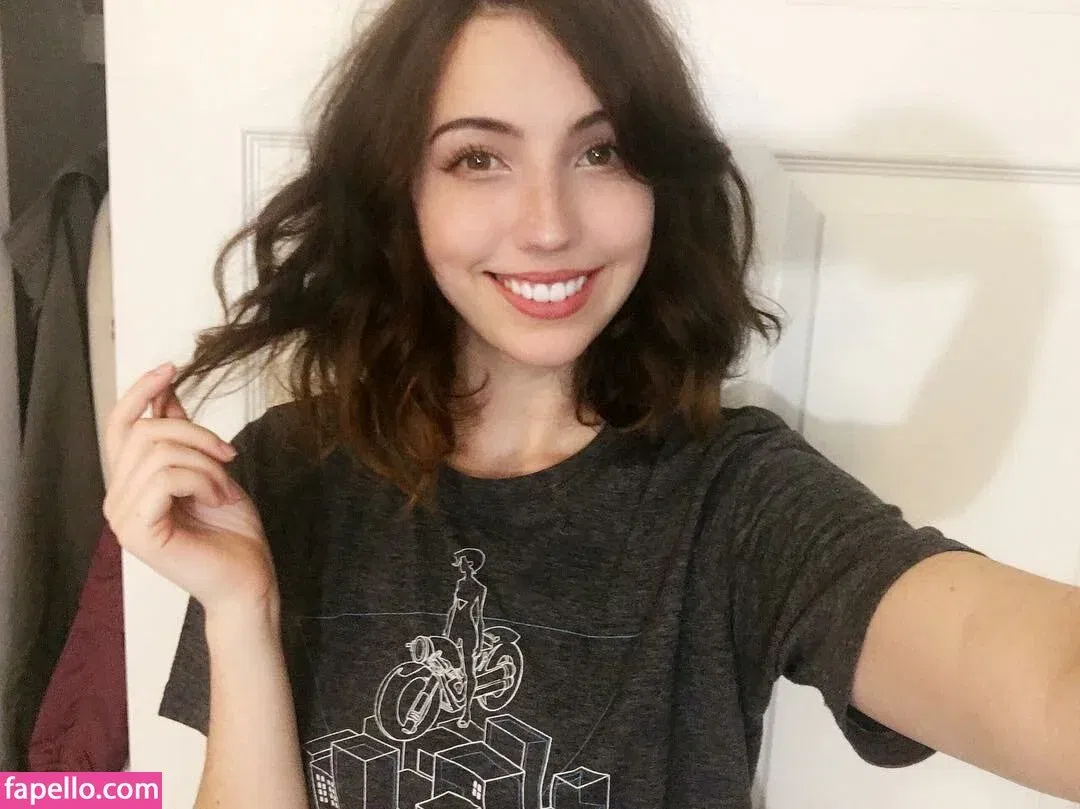 breebunn Onlyfans Photo Gallery 