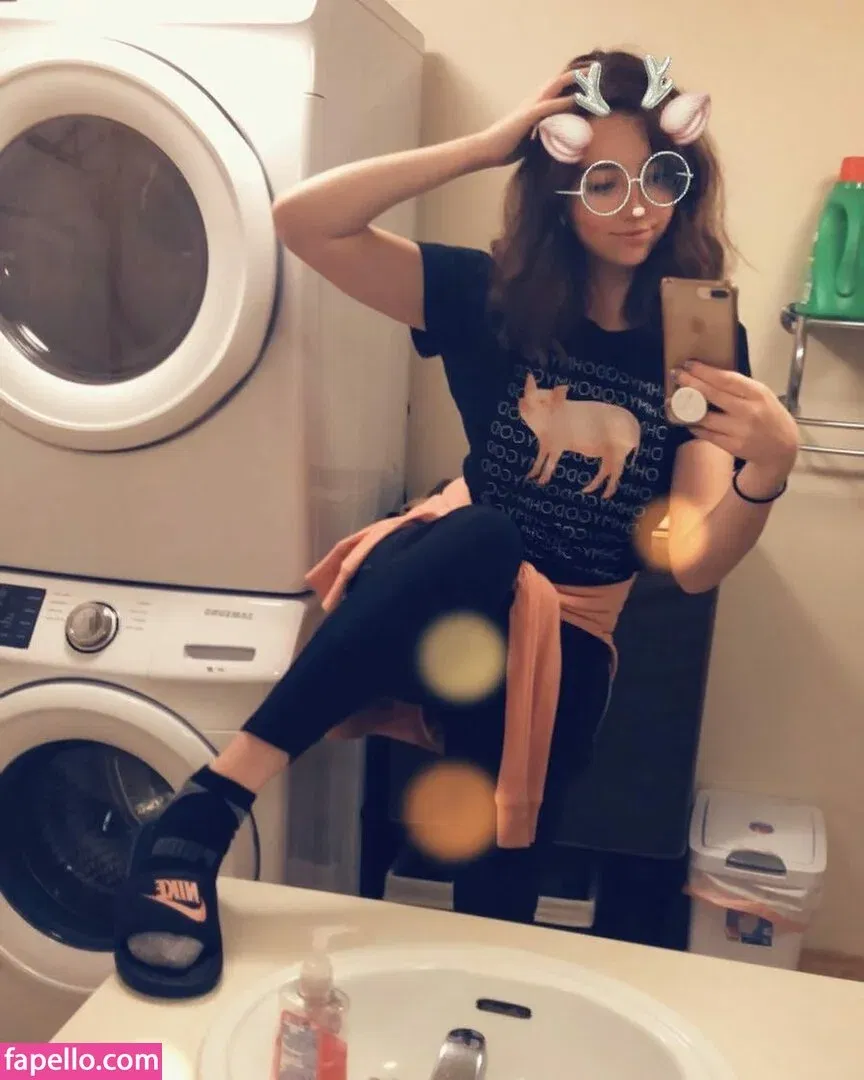 breebunn Onlyfans Photo Gallery 