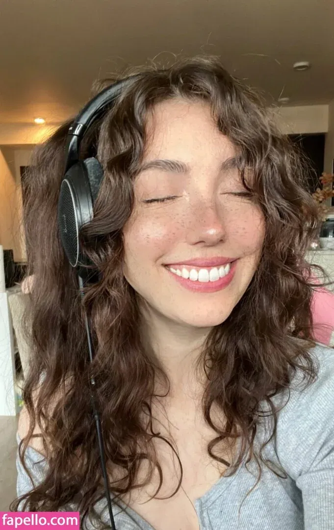 breebunn Onlyfans Photo Gallery 