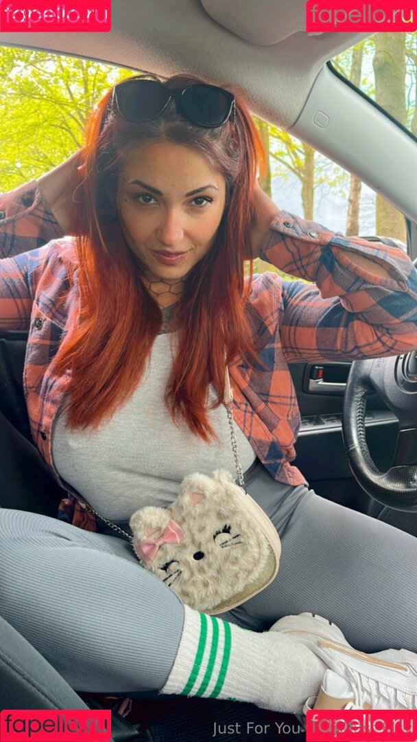 just.elsy.96 Onlyfans Photo Gallery 