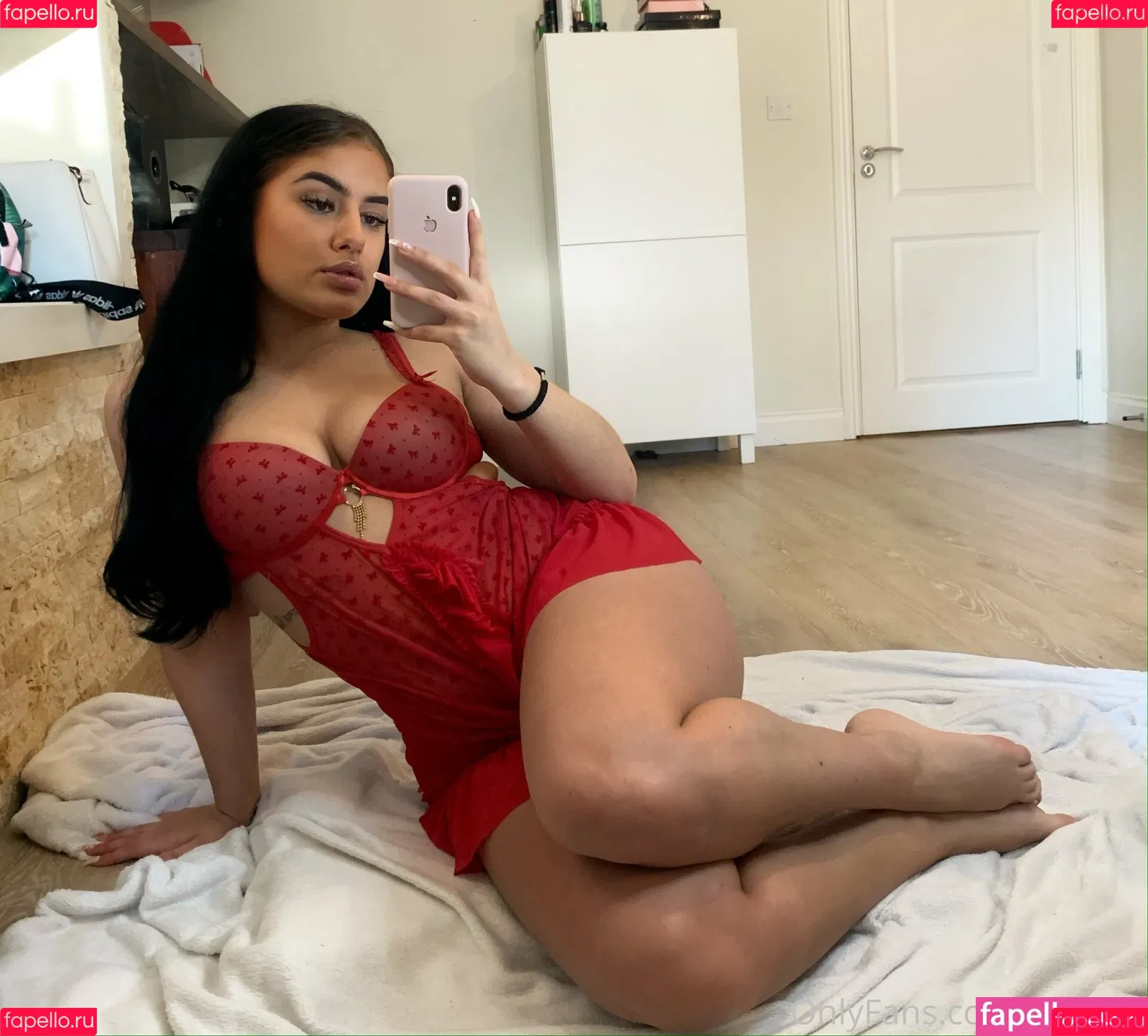 Bella Lagares Onlyfans Photo Gallery 