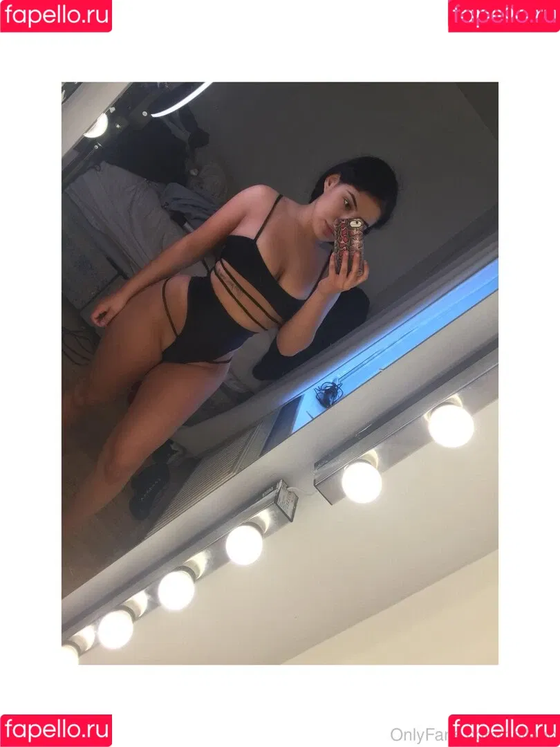 Bella Lagares Onlyfans Photo Gallery 