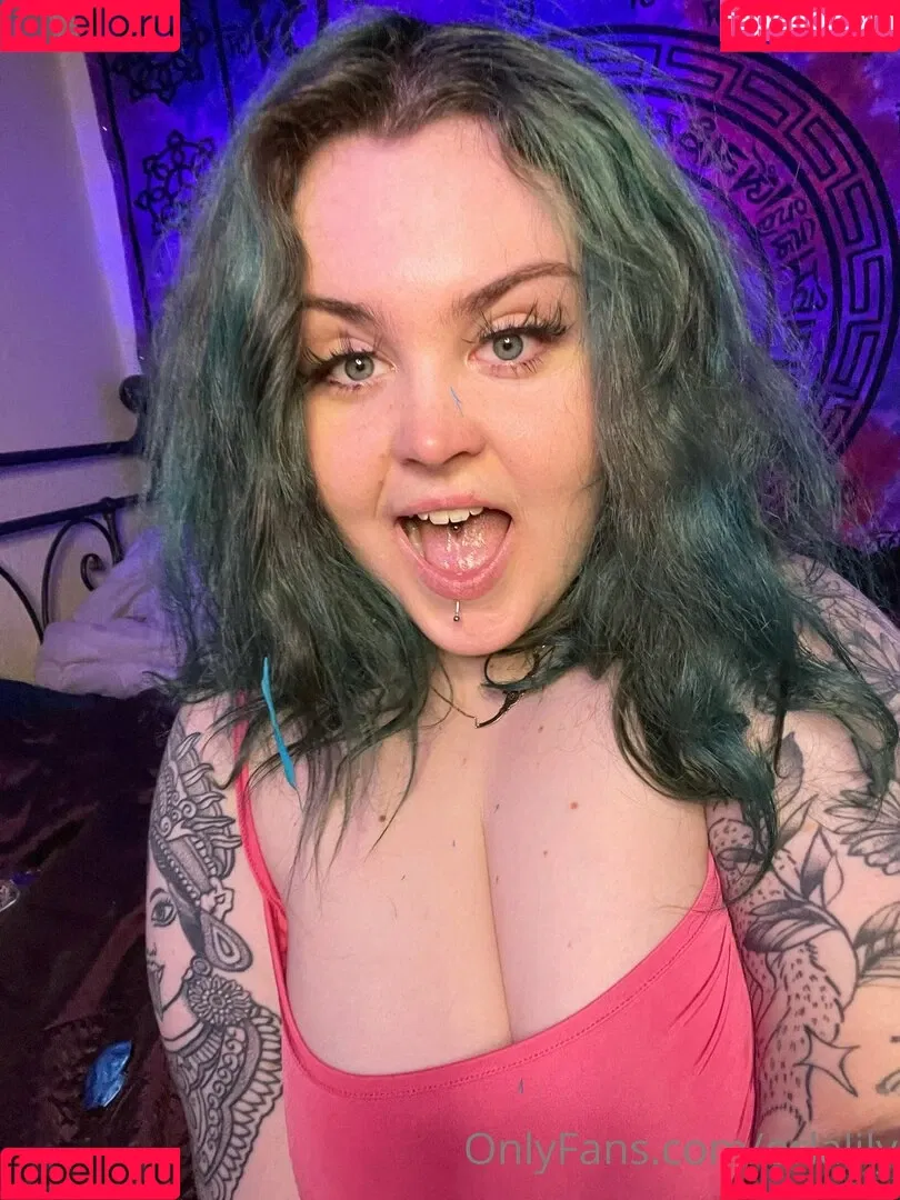 orlalooner Onlyfans Photo Gallery 
