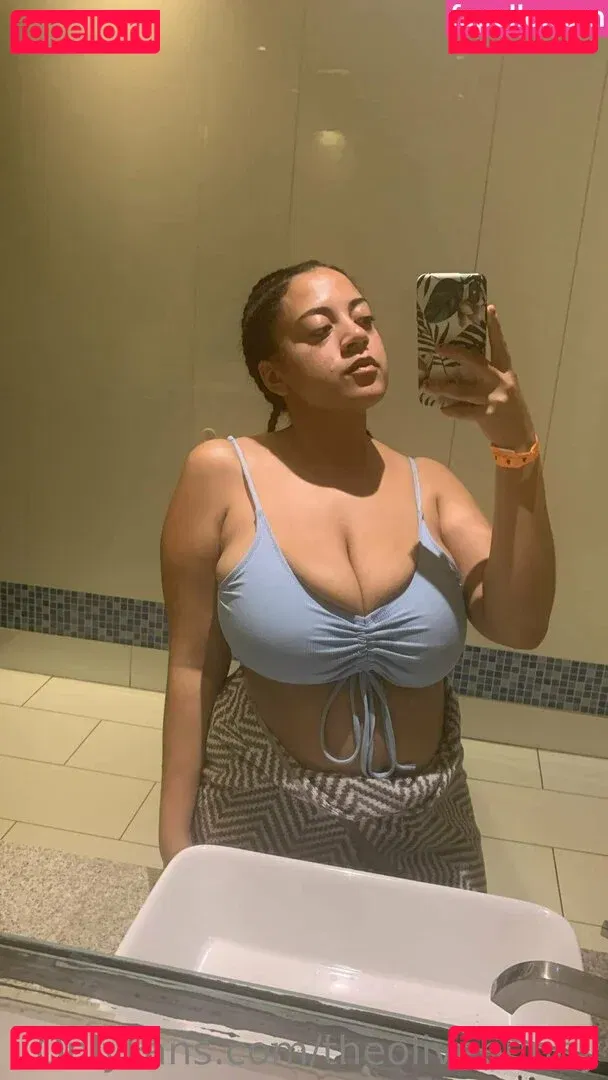 theolivebunny Onlyfans Photo Gallery 