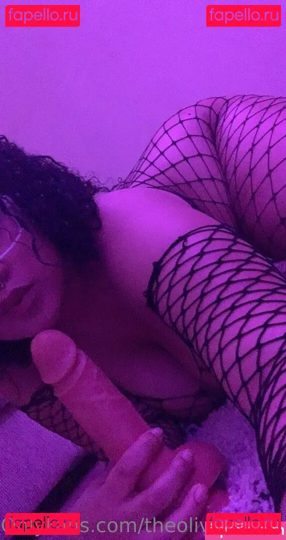 theolivebunny Onlyfans Photo Gallery 
