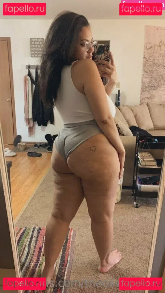 theolivebunny Onlyfans Photo Gallery 