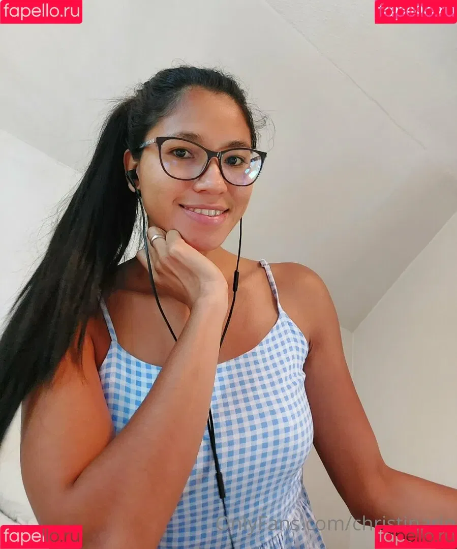 christinario Onlyfans Photo Gallery 