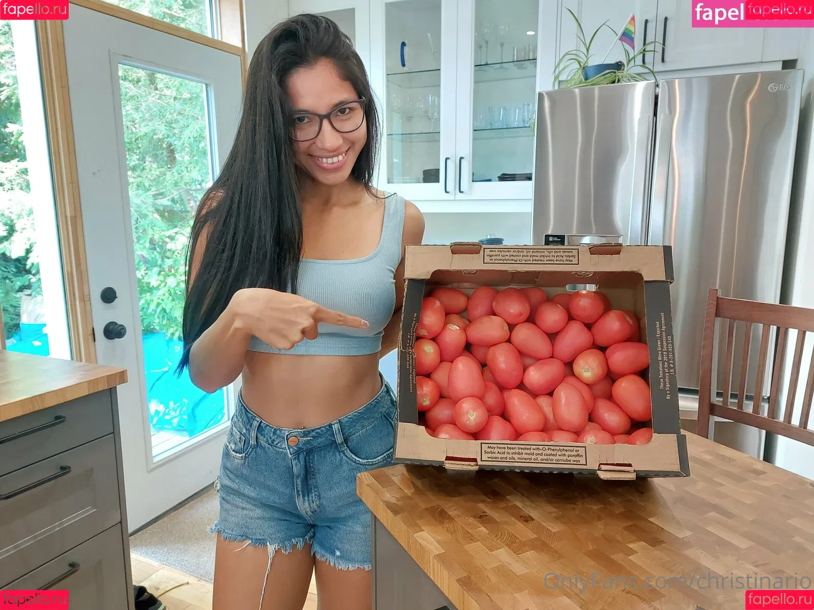 christinario Onlyfans Photo Gallery 