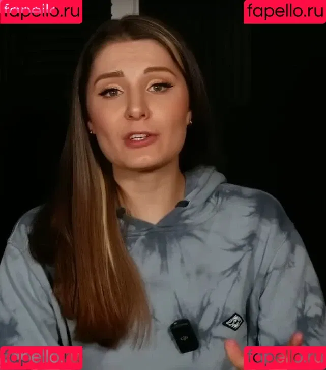 Lauren Southern Onlyfans Photo Gallery 