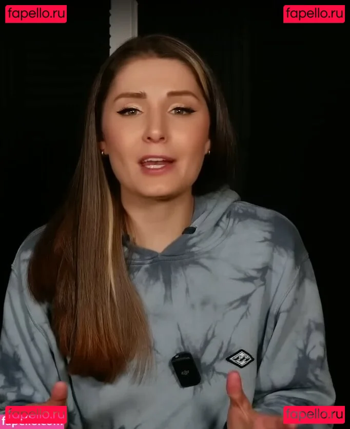 Lauren Southern Onlyfans Photo Gallery 