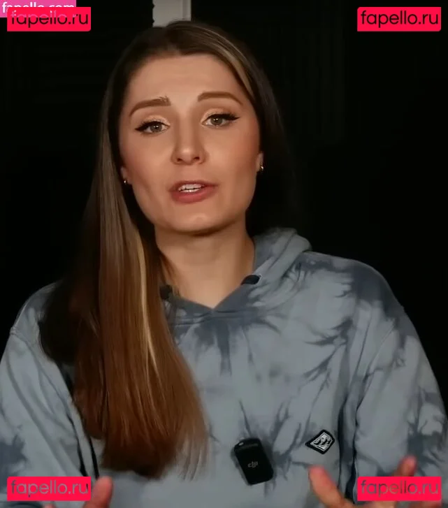 Lauren Southern Onlyfans Photo Gallery 