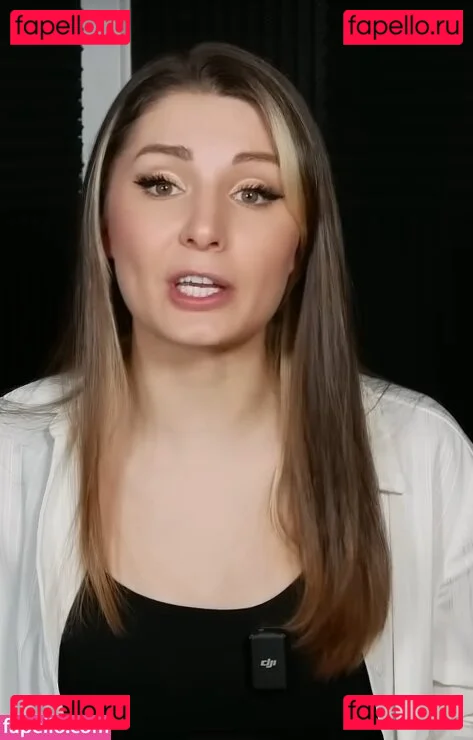 Lauren Southern Onlyfans Photo Gallery 