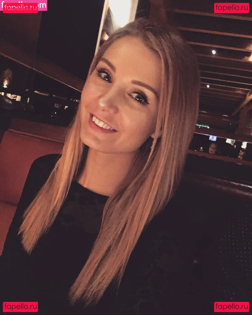 Lauren Southern Onlyfans Photo Gallery 