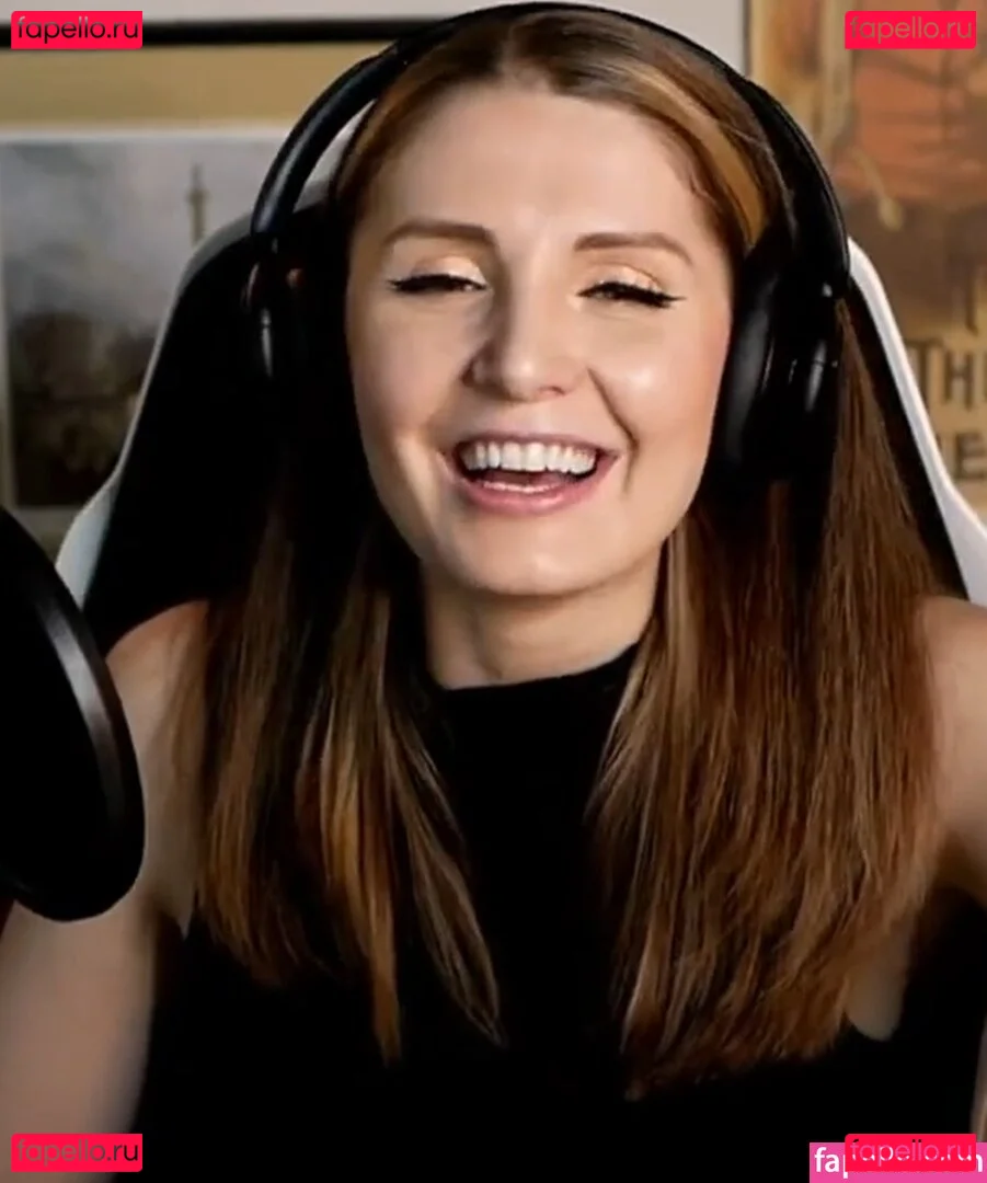 Lauren Southern Onlyfans Photo Gallery 