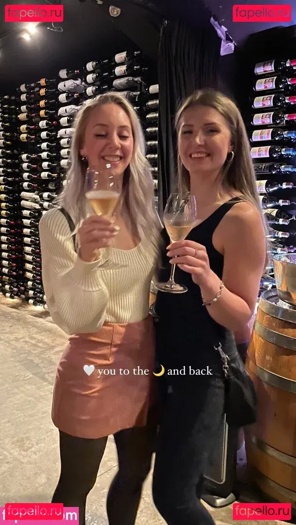 Lauren Southern Onlyfans Photo Gallery 