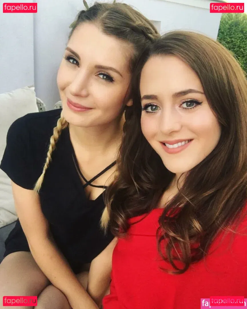 Lauren Southern Onlyfans Photo Gallery 