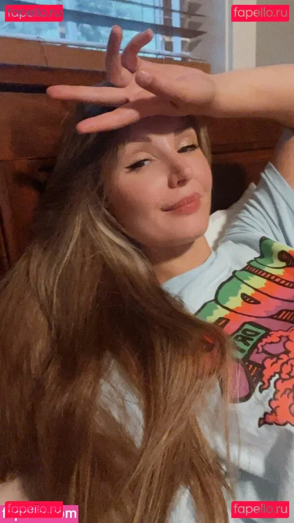 Lauren Southern Onlyfans Photo Gallery 