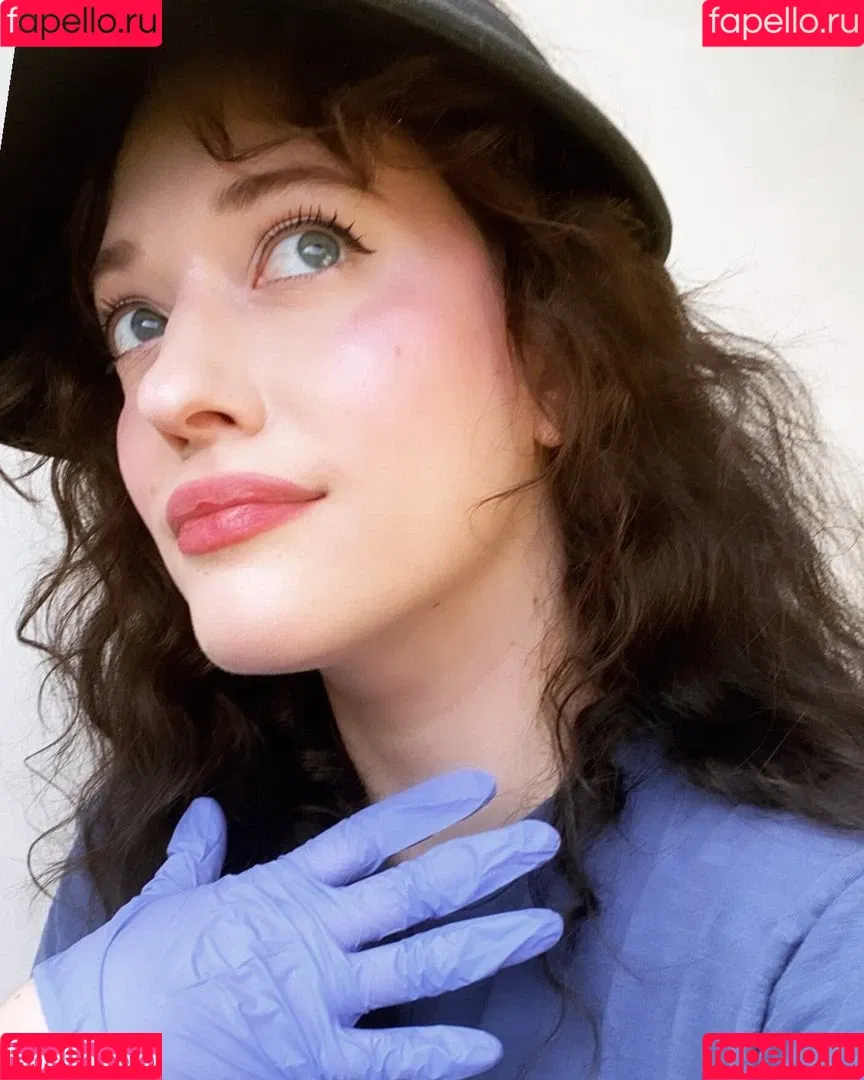 Kat Dennings Onlyfans Photo Gallery 