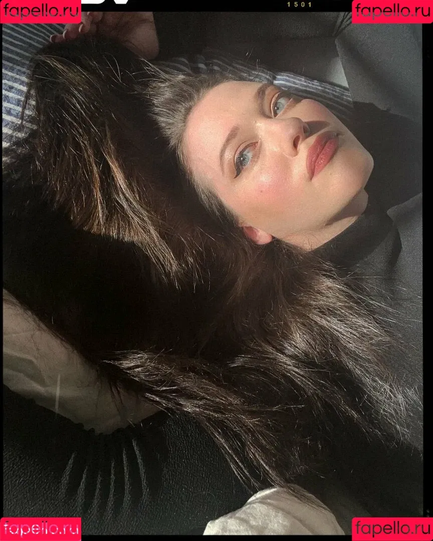 Kat Dennings Onlyfans Photo Gallery 