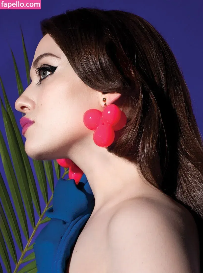 Kat Dennings Onlyfans Photo Gallery 