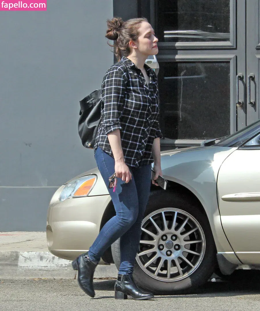 Kat Dennings Onlyfans Photo Gallery 