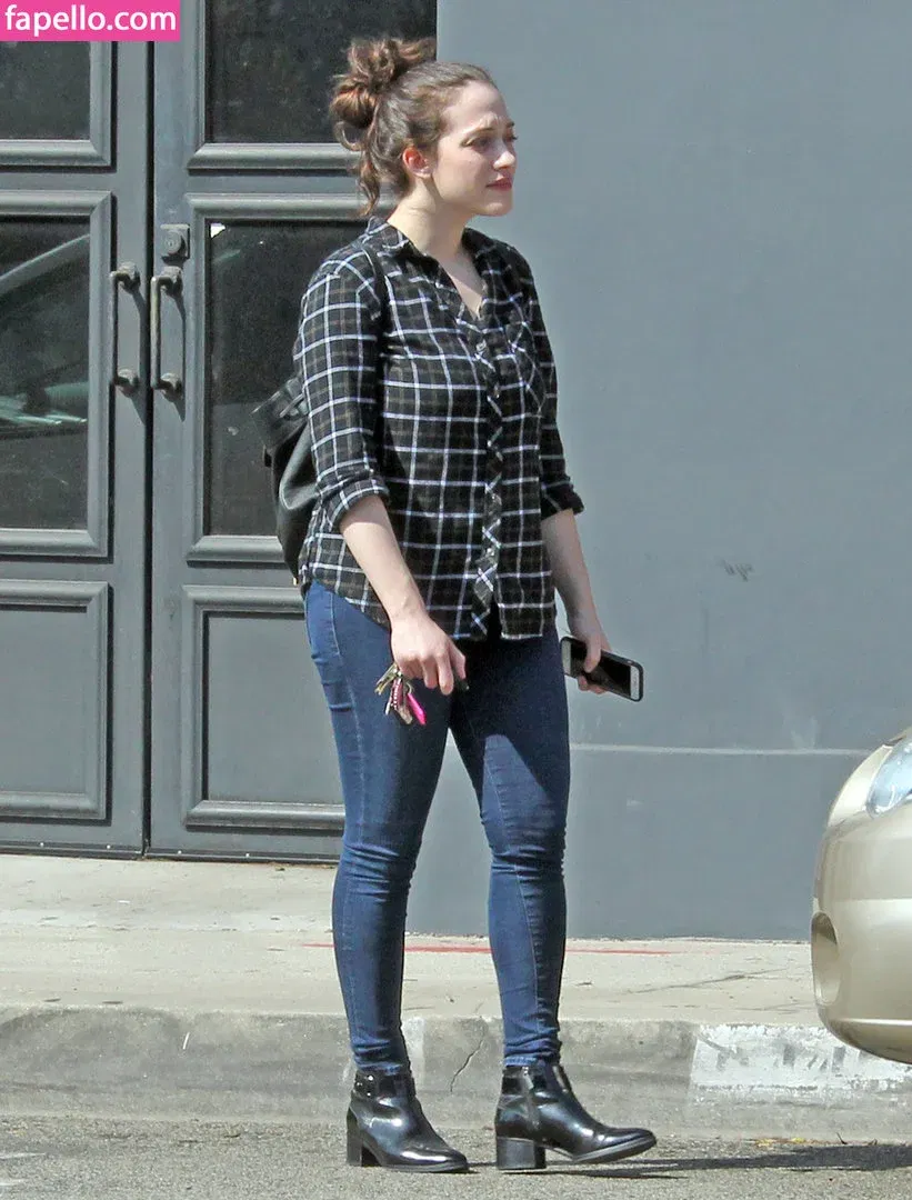 Kat Dennings Onlyfans Photo Gallery 