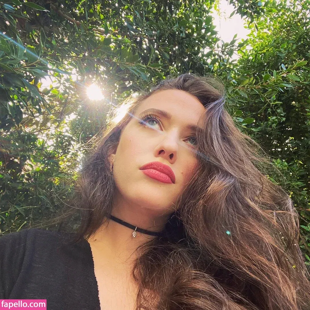 Kat Dennings Onlyfans Photo Gallery 