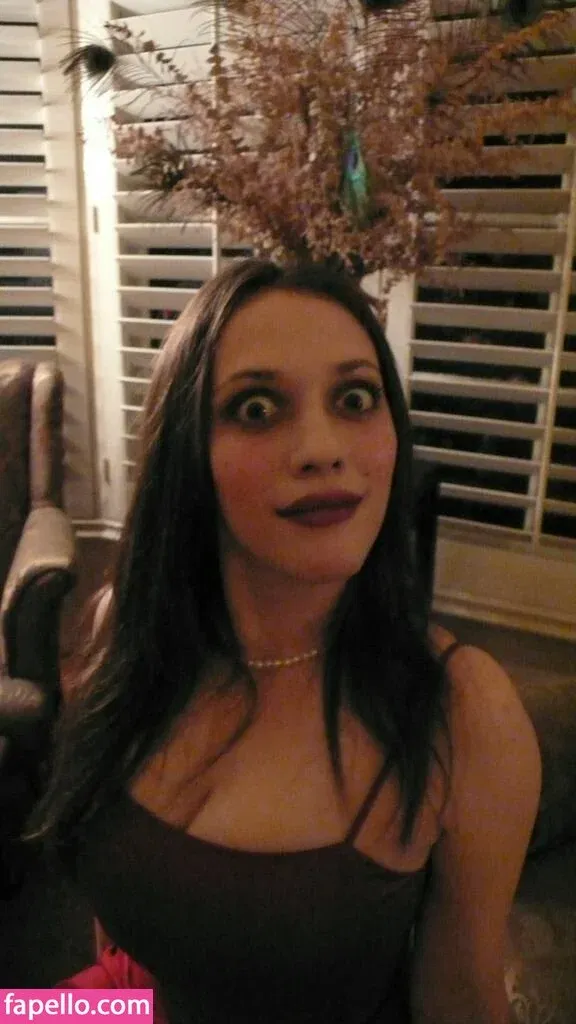 Kat Dennings Onlyfans Photo Gallery 