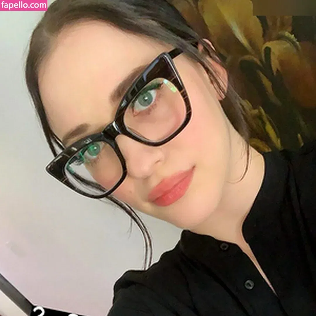 Kat Dennings Onlyfans Photo Gallery 