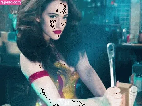 Kat Dennings Onlyfans Photo Gallery 